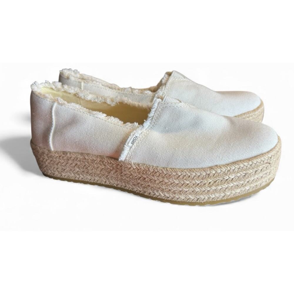 TOMS Platform Espradrille Slip-Ons, White Canvas, Fringe Raw Edge, Size 7